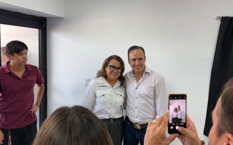 Pide Manolo a Federación reconstruir a Altos Hornos