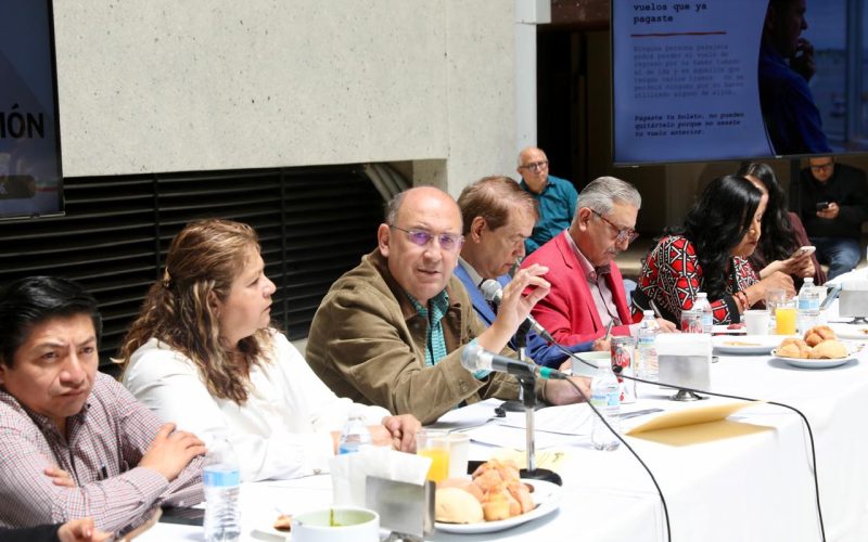  PRESENTA RUBÉN MOREIRA PAQUETE DE INICIATIVAS EN BENEFICIO DE USUARIOS DE SERVICIOS AÉREOS