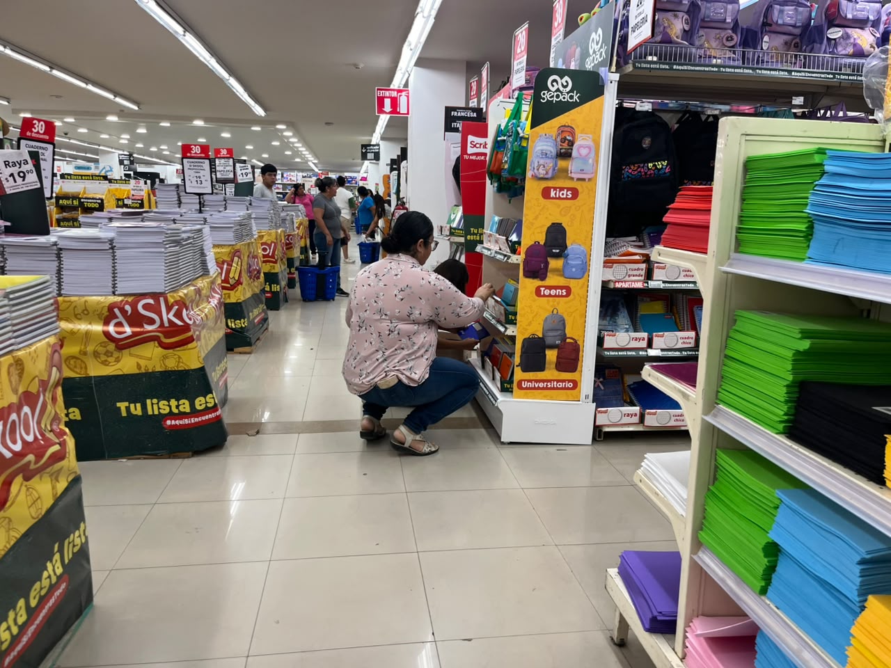 Regreso a clases impulsa venta de útiles escolares