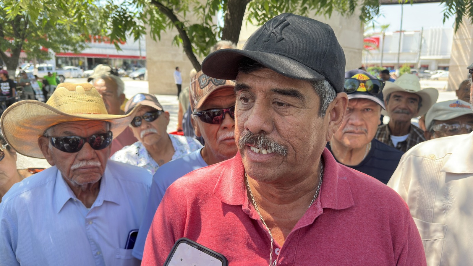 Siguen exigiendo 5% de privatización de AHMSA