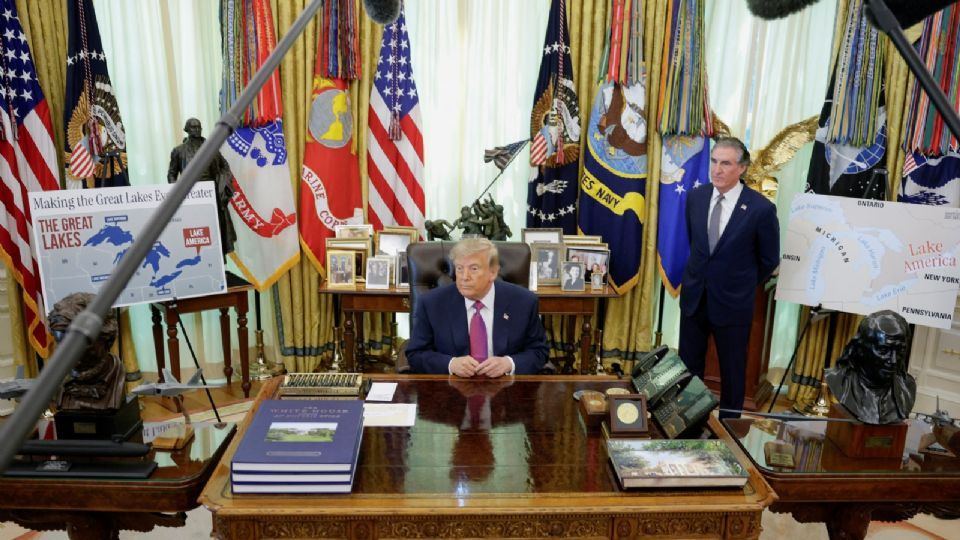 Trump plantea cambiar el nombre del Pacífico o Atlántico: podría llamar «océano América» a alguno de los dos