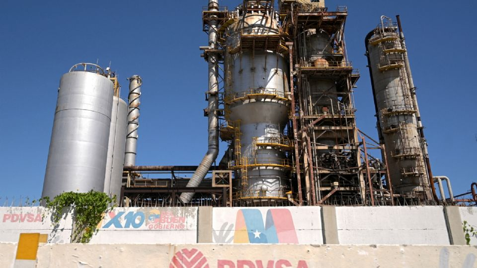 Oposición venezolana exige al gobierno de Delcy Rodríguez que detalle el acuerdo petrolero con EU
