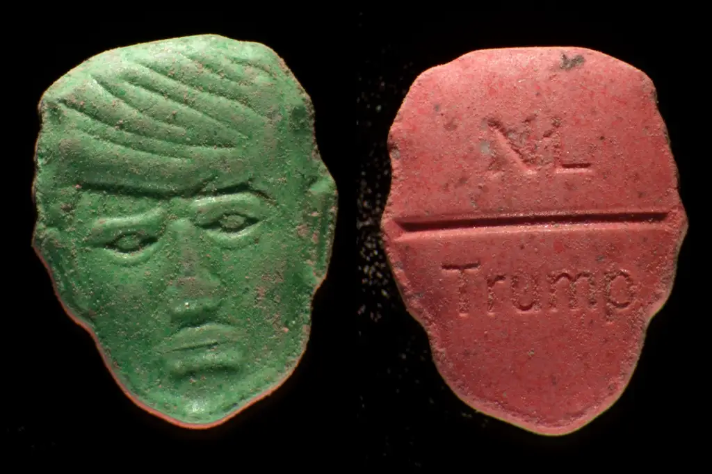 Emiten «alerta roja» por pastillas de éxt4sis con forma de Trump que podrían ser letales