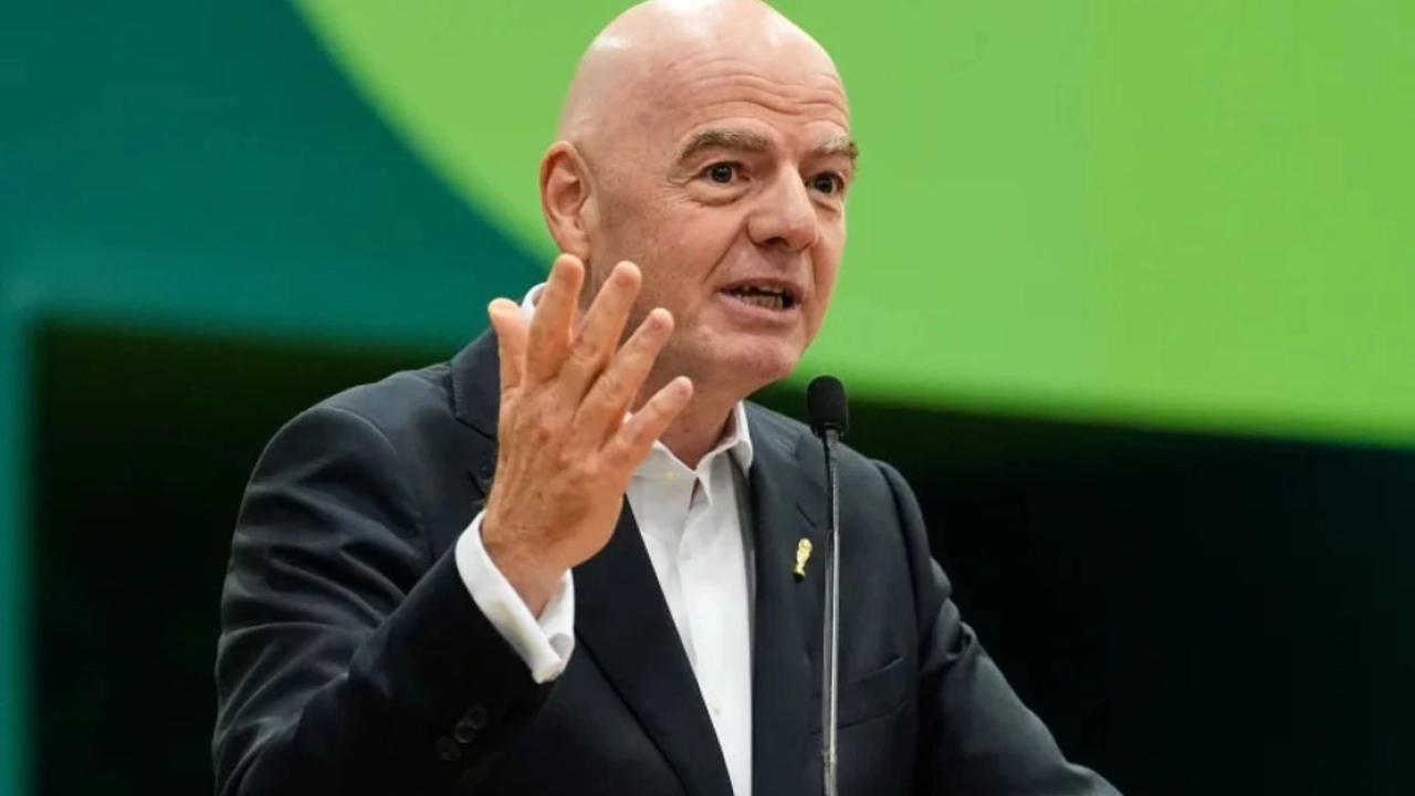 Michel Platini pide la salida de Infantino de la FIFA: “No respetó las reglas”