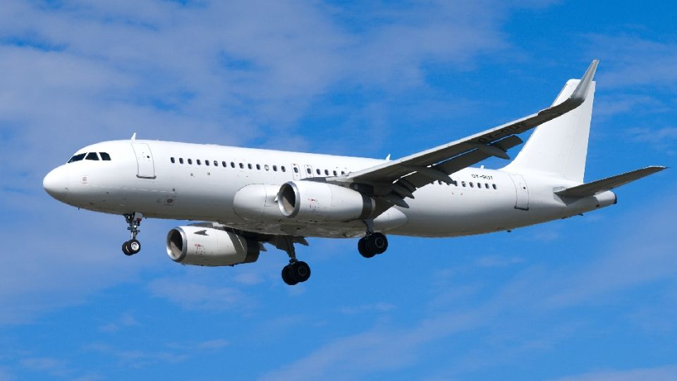 Derrapa un avión con 151 personas a bordo al aterrizar en aeropuerto de Brasil