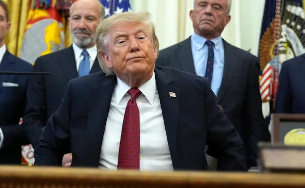 Trump sugiere que podría retirar apoyo a la soberanía británica de las Malvinas; «siempre reviso todas las posiciones», dice