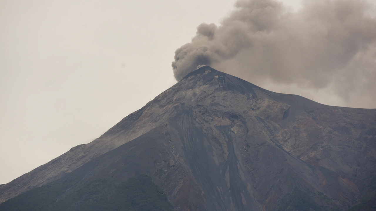 Volcán de Fuego en Guatemala finaliza erupción sin víctimas reportadas