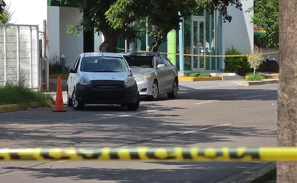 Atacan a b*lazos a dos hombres en sitios distintos de Culiacán; uno falleció