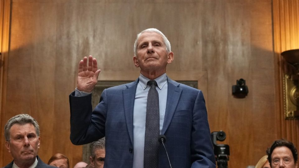Comité del Senado de EU declara al doctor Fauci en desacato tras negarse a responder preguntas sobre el origen de la pandemia de la Covid-19