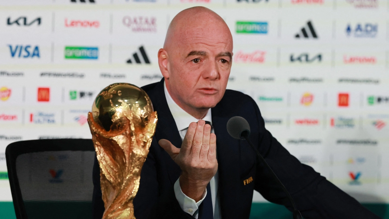 Exejecutivo del COI cuestiona liderazgo de Gianni Infantino