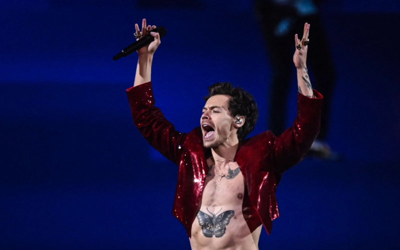 Detienen a 21 por presunta reventa en concierto de Harry Styles