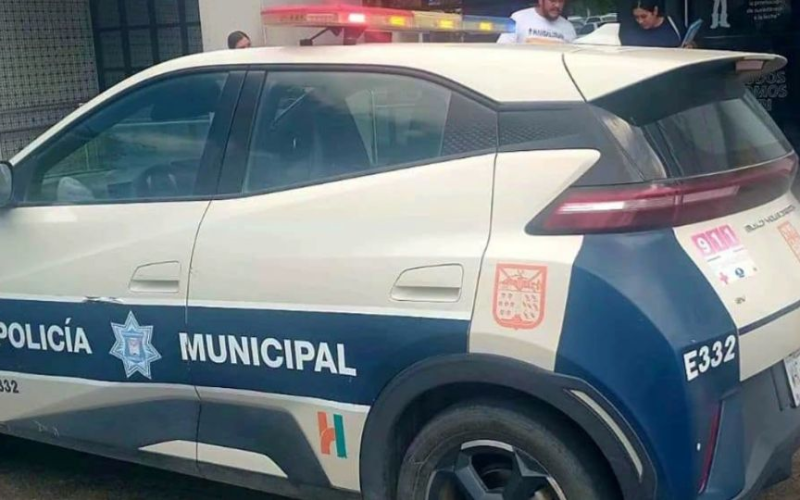 Sujeto ligado al crimen organizado y su pareja, entre los tres cu3rpos hallados en una camioneta de lujo en Hermosillo