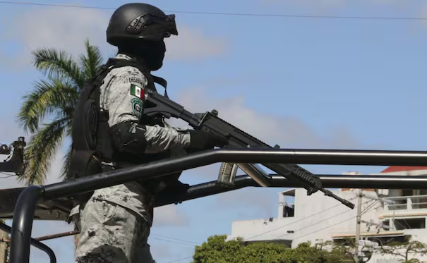 Grupo arm*do ataca a elementos de la Guardia Nacional en Sinaloa; detienen a 8 civiles