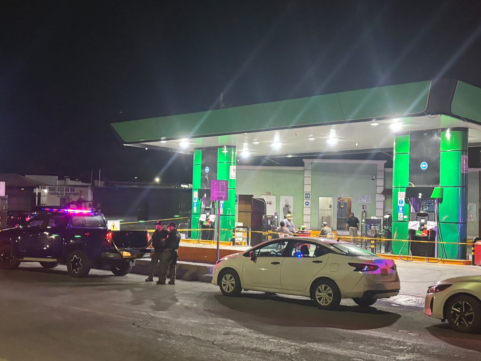 Clausuran autoridades gasolinera en el oriente