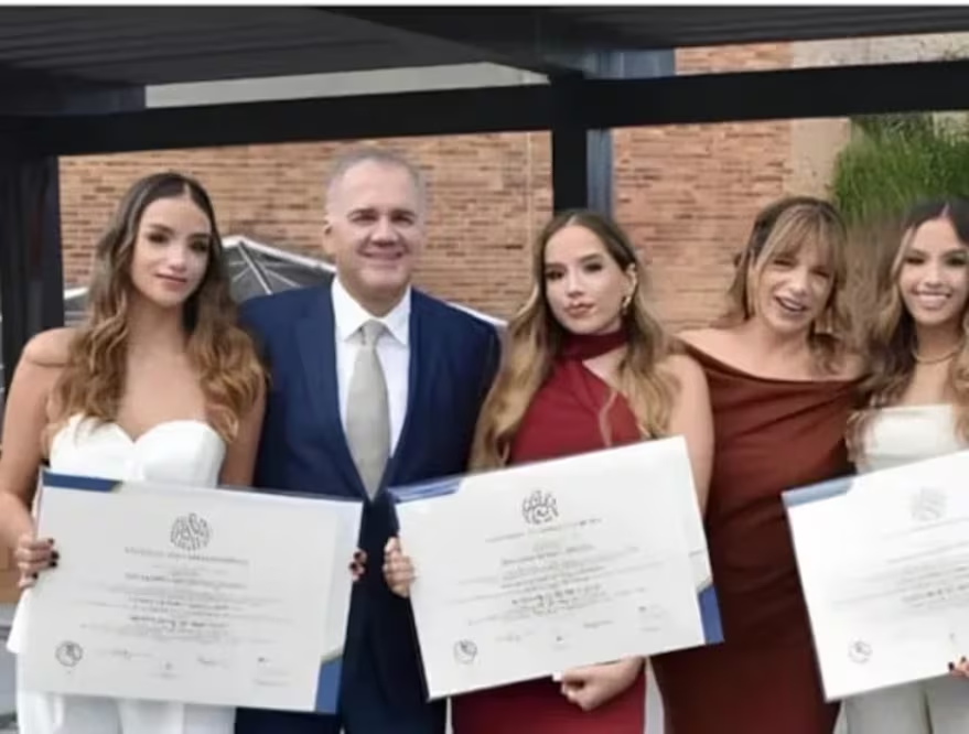 Tragedia familiar en Cali por terremoto: de trillizas, sólo una hermana sobrevivió; sus padres muri3ron abrazados