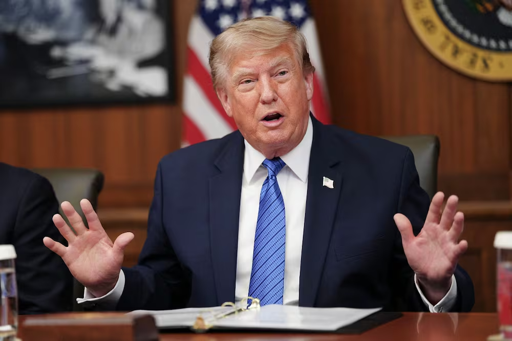 Trump afirma que «pronto» declarará el estrecho de Ormuz como «territorio de EU»; «es cierto», dice entre sonrisas