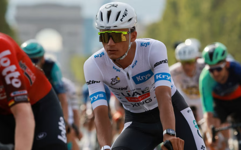 Isaac del Toro sufre caída en la Clásica de Hamburgo: así le fue al mexicano en su regreso tras el Tour de Francia