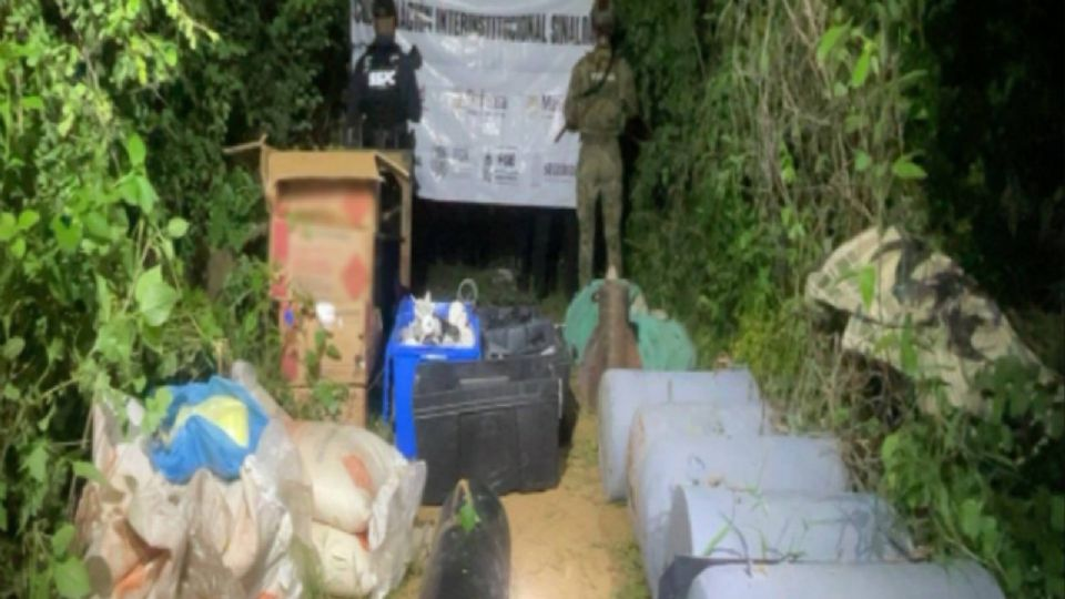 Aseguran dos laboratorios clandestinos de m*tanfetamina este fin de semana en Sinaloa y Zacatecas