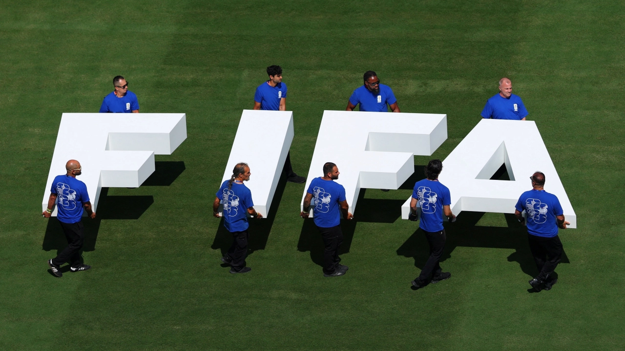 FIFA anuncia la salida de su director de operaciones tras las críticas a Infantino