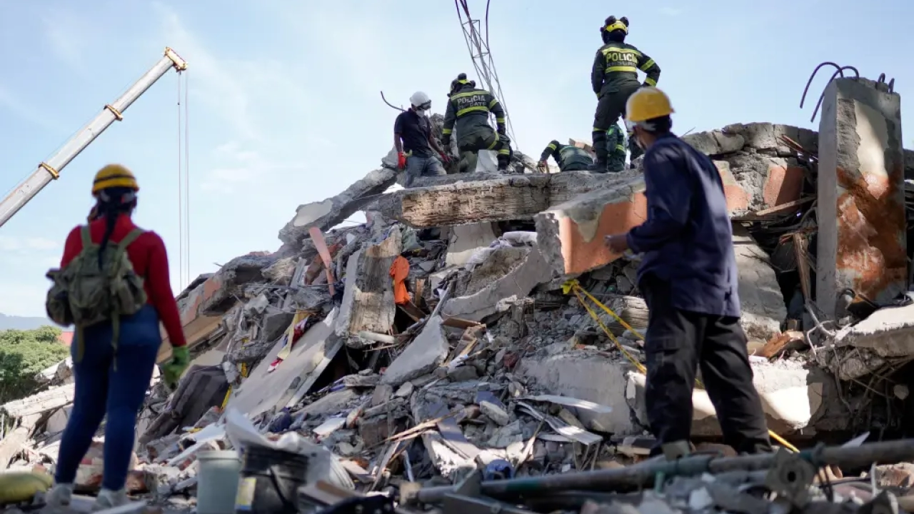Asciende a 304 la cifra de muert*s por el terremoto en Colombia; hay más de 420 desaparecidos