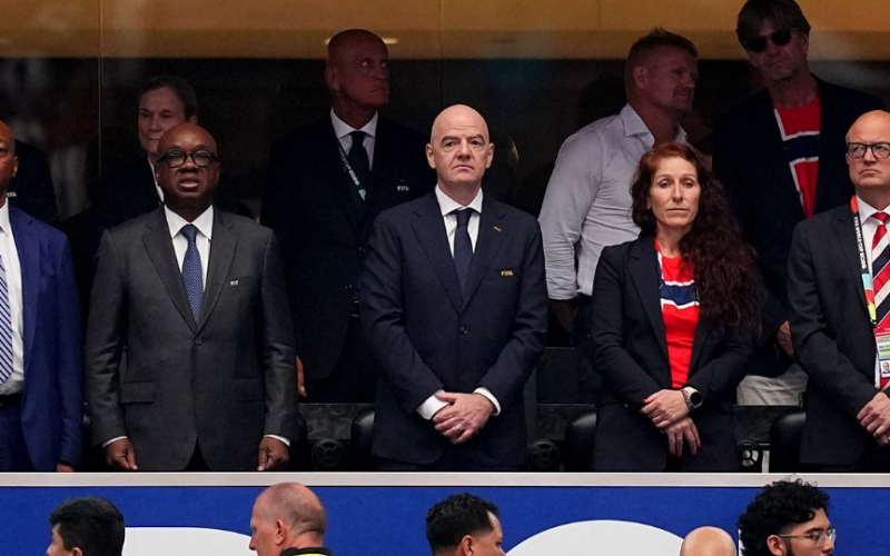 Presidenta de la Federación de Noruega explota contra Infantino por despido de alto funcionario de FIFA: “Es inaceptable”