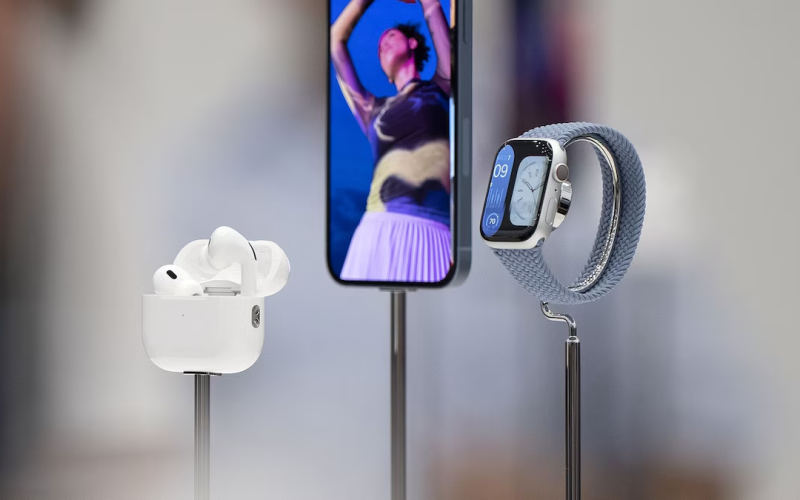 Apple filtra 4 nuevos productos: Así funcionarían los AirPods con cámara que serán los ‘ojos’ de Siri