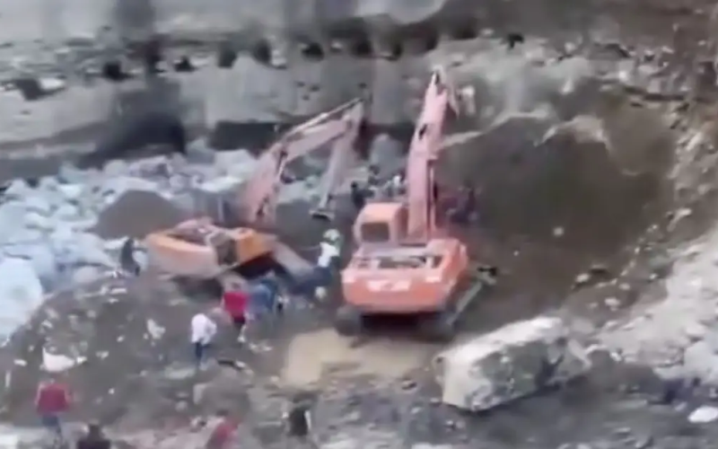 Derrumbe en una mina de oro en Colombia deja al menos 13 mu3rtos