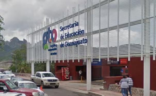 Bachilleratos militarizados seguirán operando en Guanajuato; más de 3 mil estudiantes continuarán sus estudios con normalidad