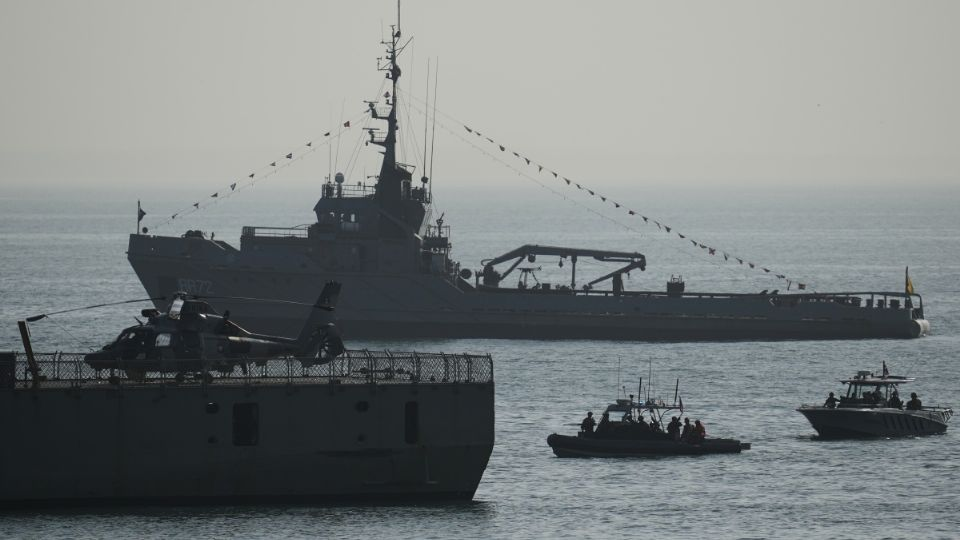 EU busca ampliar su campaña militar por tierra en Latinoamérica tras matar a decenas de personas en ataques a lanchas