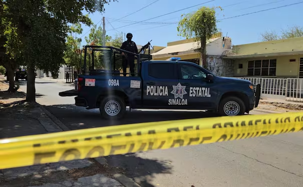 Suman 15 feminicidios en Sinaloa durante agosto; dos mujeres más son asesin*das a b*lazos en Culiacán y Mazatlán