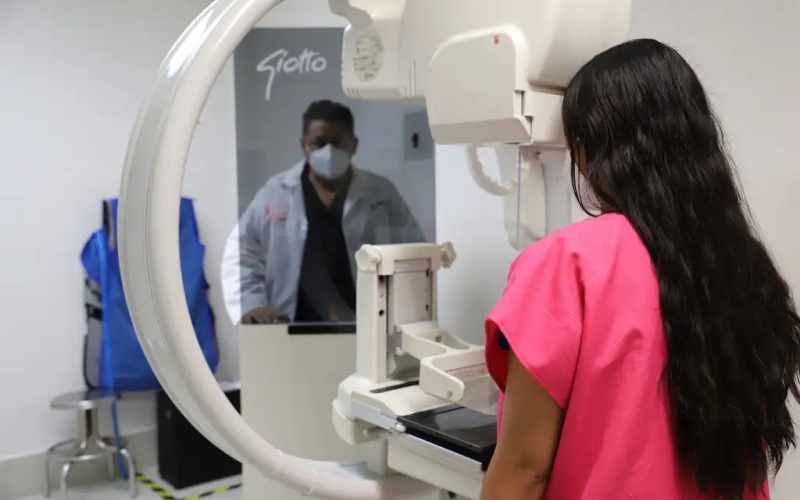Desarrollan un análisis de sangre que podría detectar la recurrencia del cáncer de mama