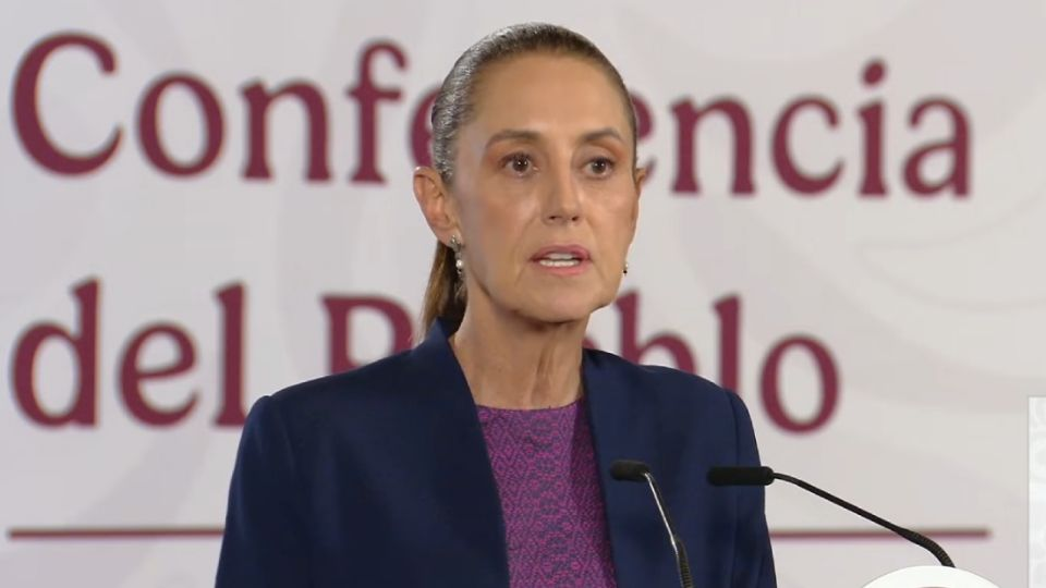 Sheinbaum dice que busca evitar la injerencia extranjera con iniciativa para prohibir la llegada a la presidencia de políticos con doble nacionalidad 