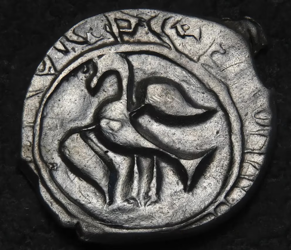Unos arqueólogos rusos hallaron en Kolomna un tesoro con más de 2.600 monedas de plata del siglo XV