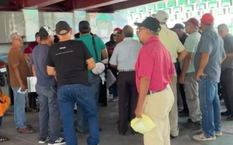 Toman IMSS por fallas y maltrato