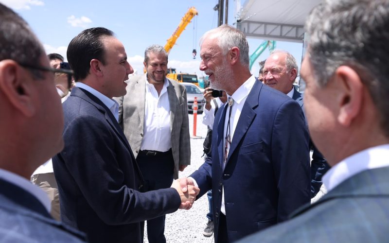 HACEMOS GRANDES COSAS POR COAHUILA: MANOLO