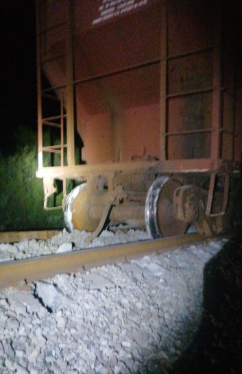Se descarrila tren con 15 vagones en Abasolo