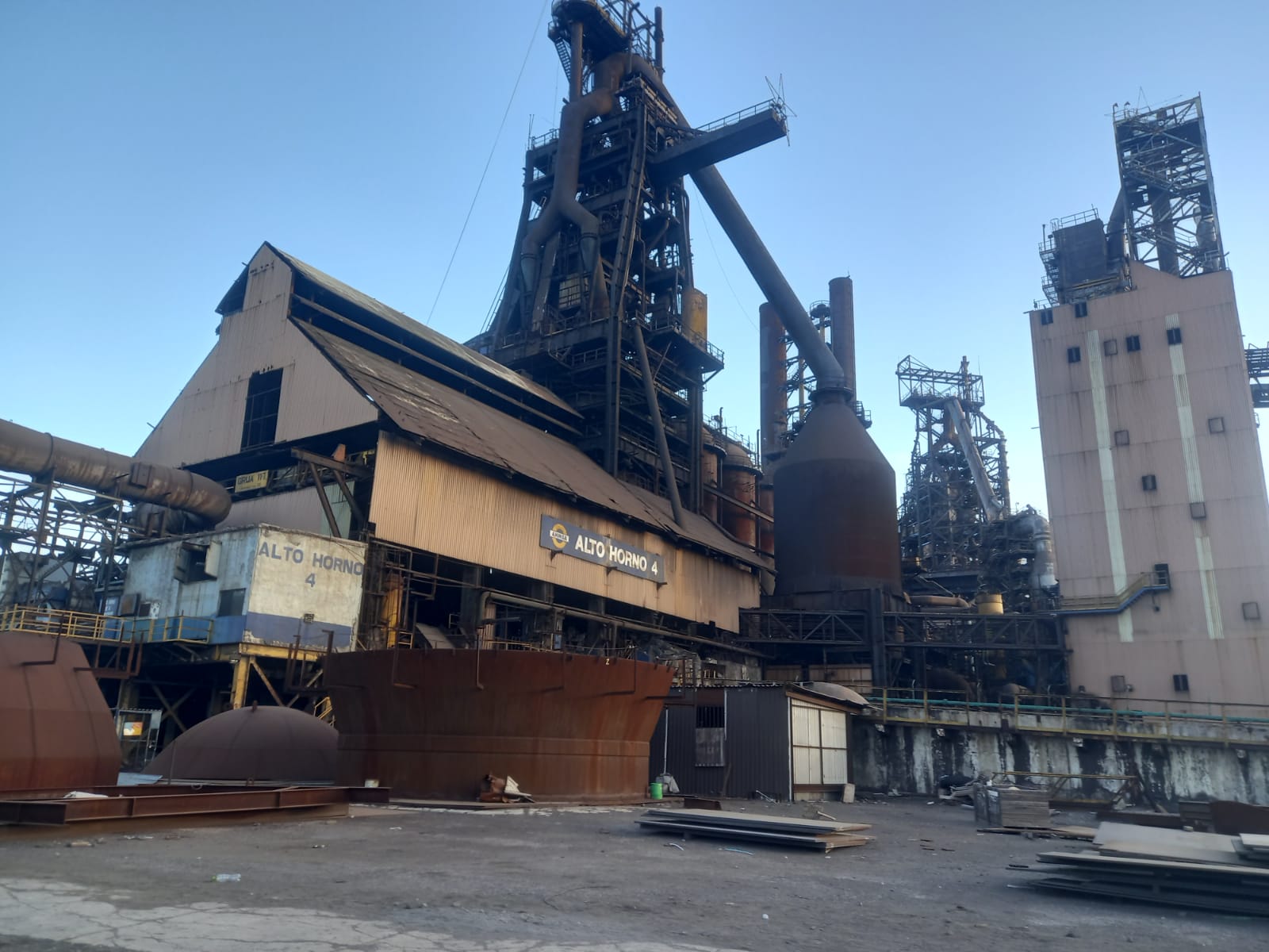 Puntea Argentem en subasta por AHMSA