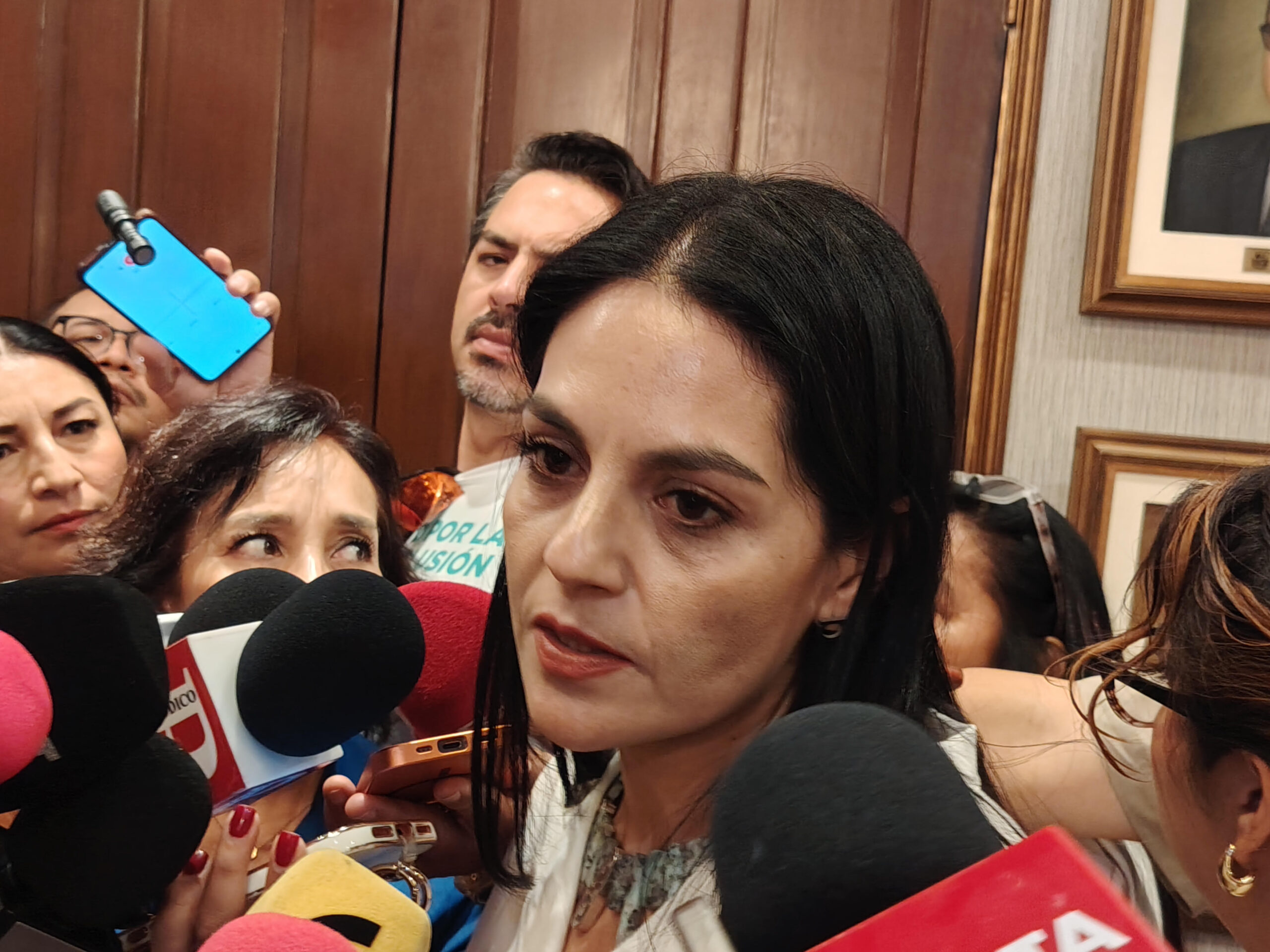 Asegura Diputada se puede poner orden a motociclistas