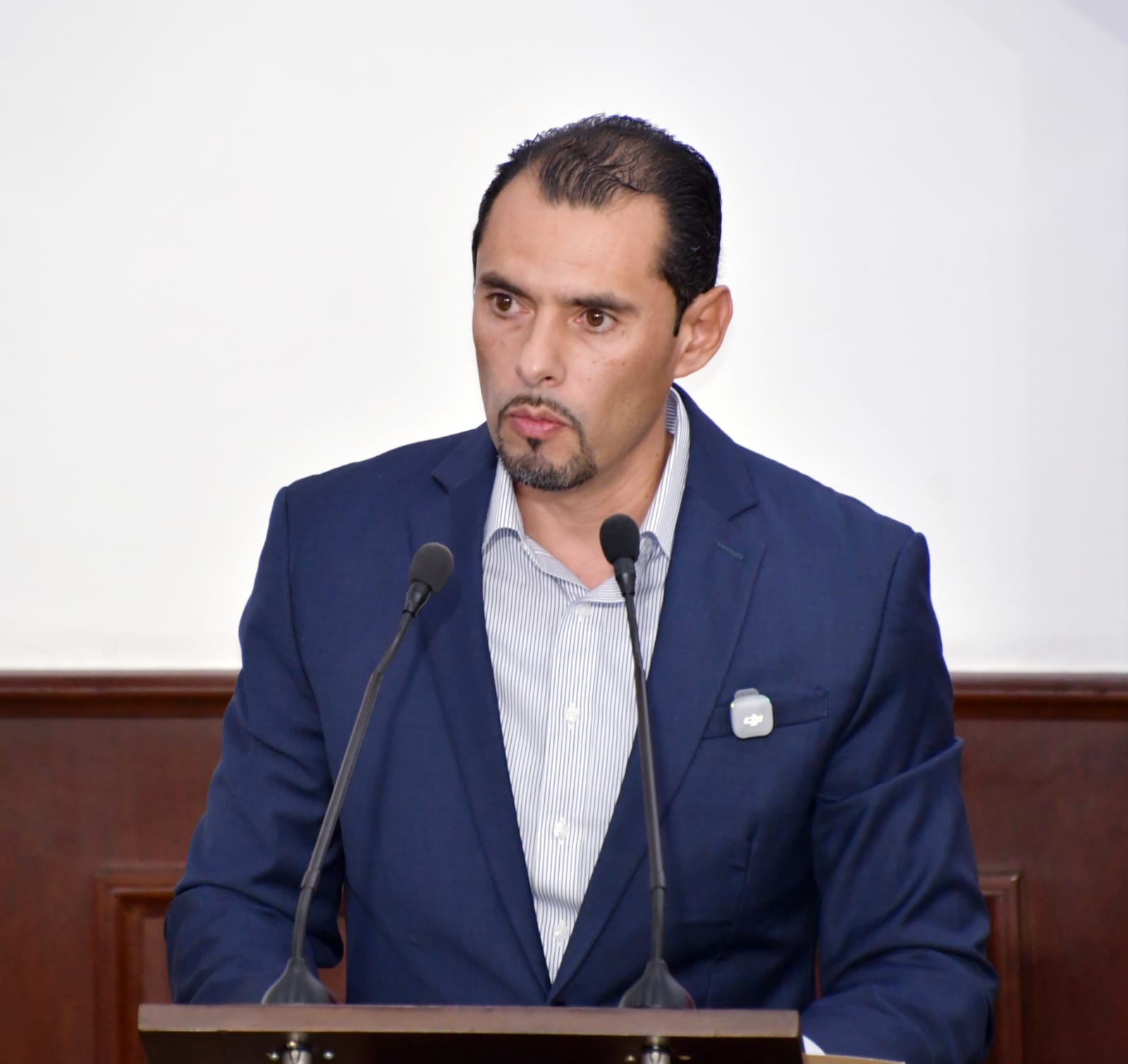 Impulsa Diputado áreas verdes y espacios públicos funcionales