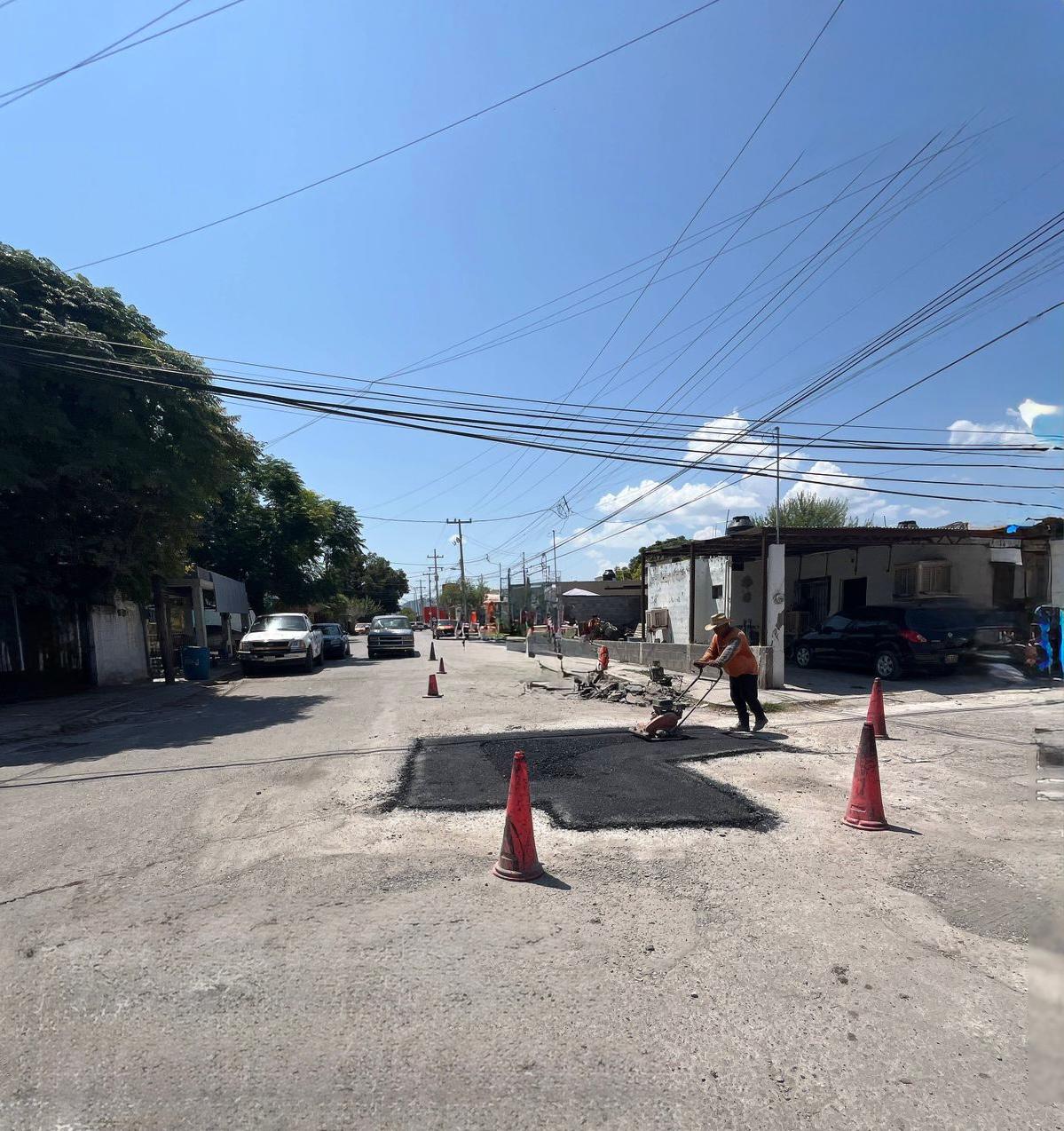 CONTINÚAN LOS TRABAJOS DE MEJORAMIENTO VIAL EN DIFERENTES SECTORES DE MÚZQUIZ