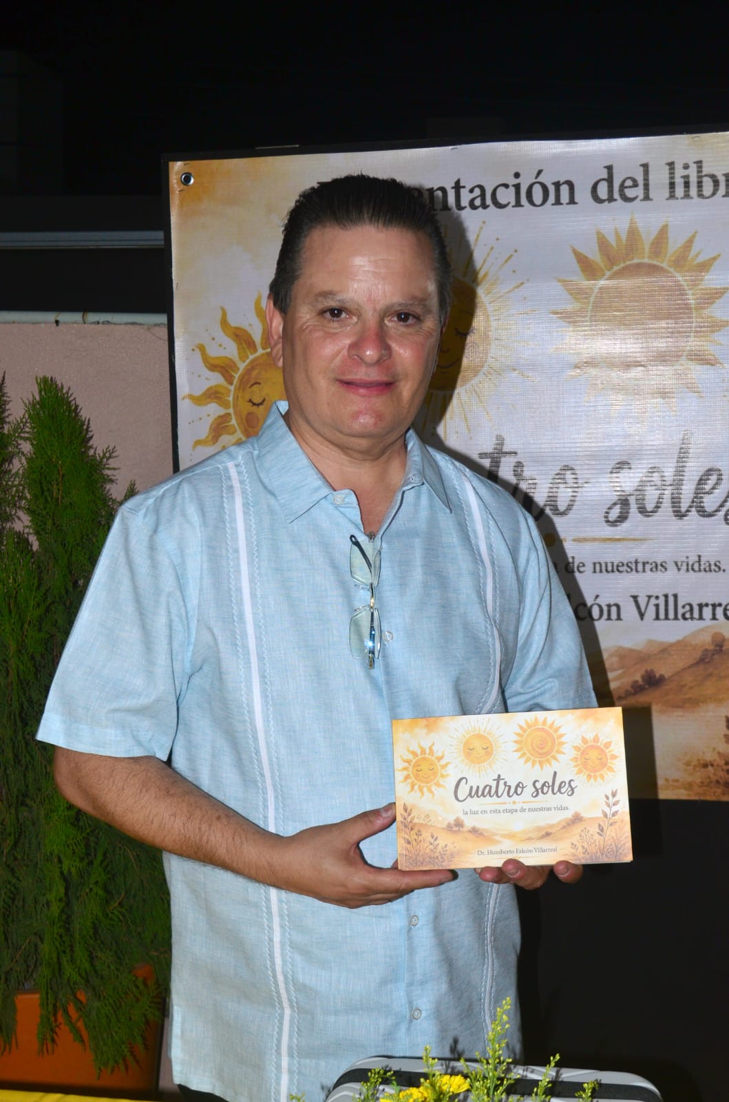 Plasma Humberto Falcón su amor de abuelo en un libro