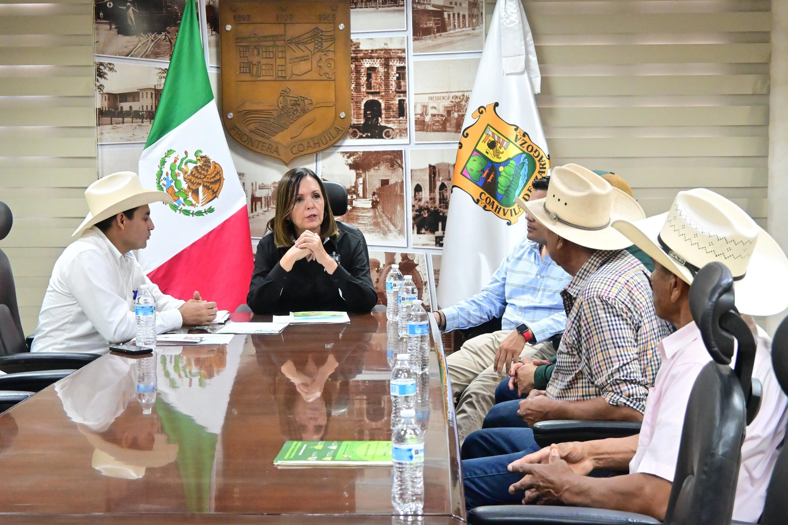 Con el corazón en los ejidos Sari apoya ganado local