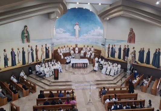 Realizan clérigos ejercicios espirituales en Nuevo León