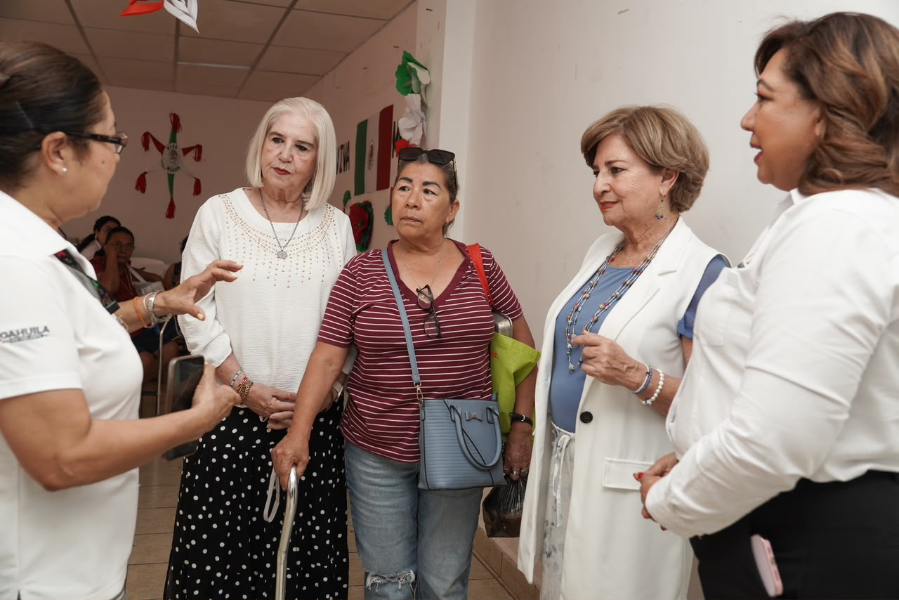 ENTREGAN DIF COAHUILA Y DIF SABINAS APARATOS FUNCIONALES Y AUDITIVOS