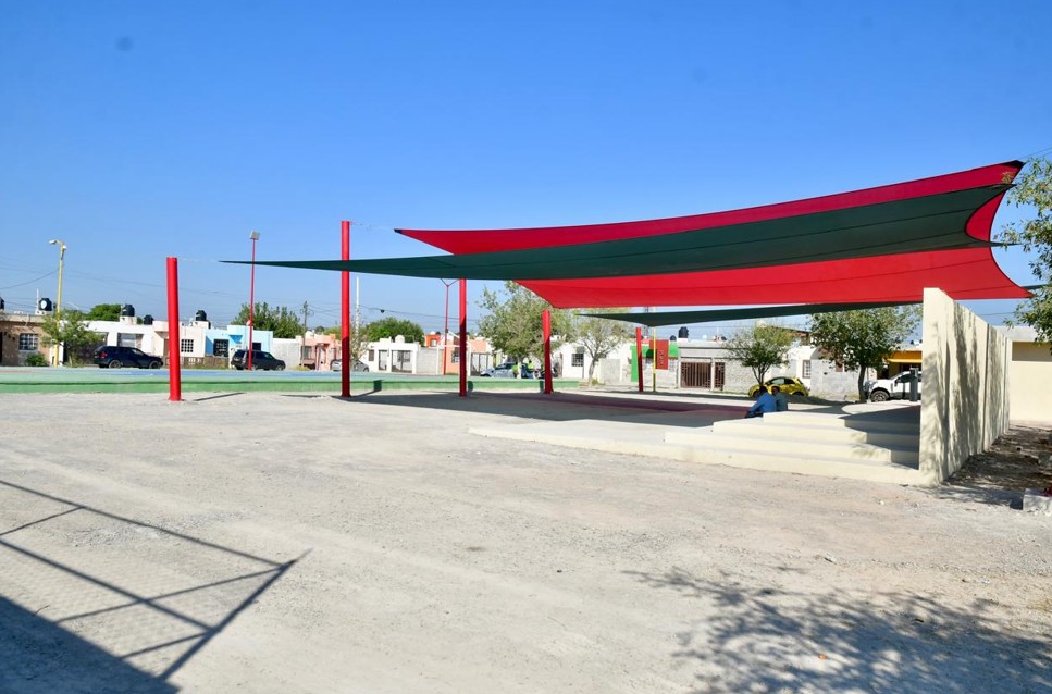 Avanza rehabilitación de la Plaza Durazno