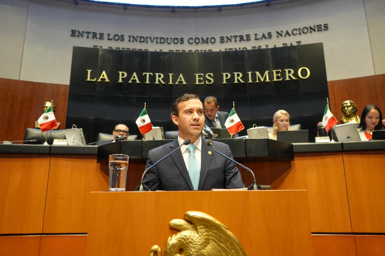 BUSCA GABRIEL ELIZONDO DAR RESPALDO Y DERECHOS A PERSONAS CUIDADORAS