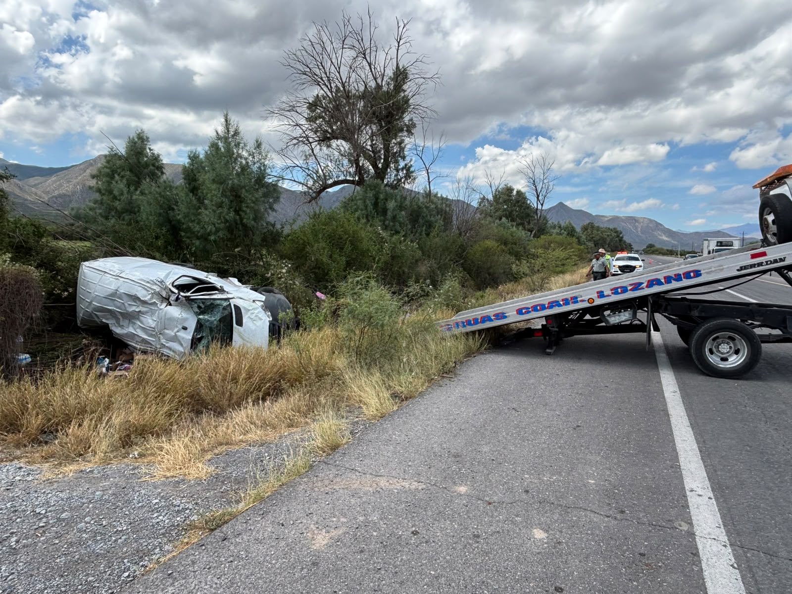 Distracción provoca aparatosa volcadura