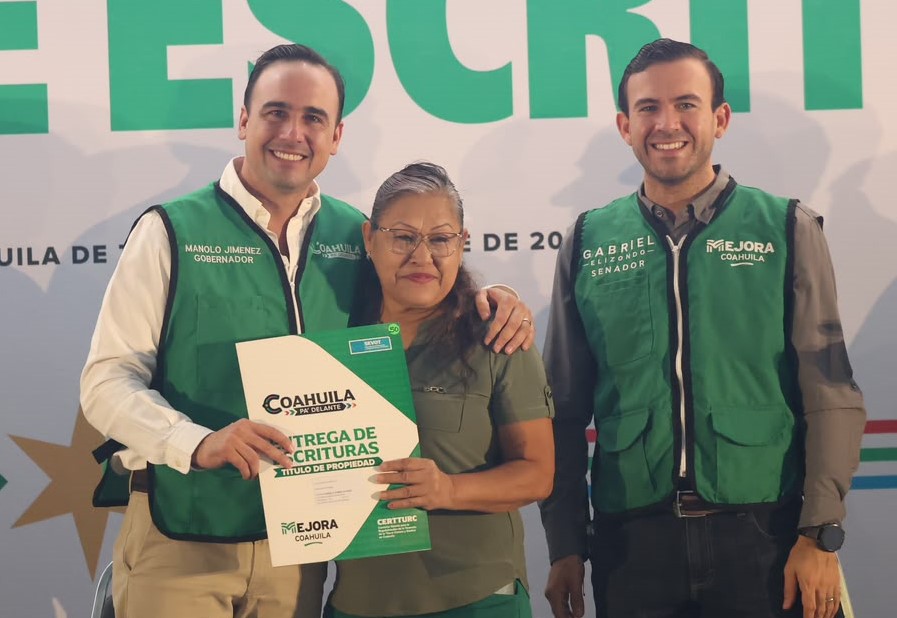 DETONA MANOLO ENTREGA DE 1150 ESCRITURAS EN TODAS LAS REGIONES