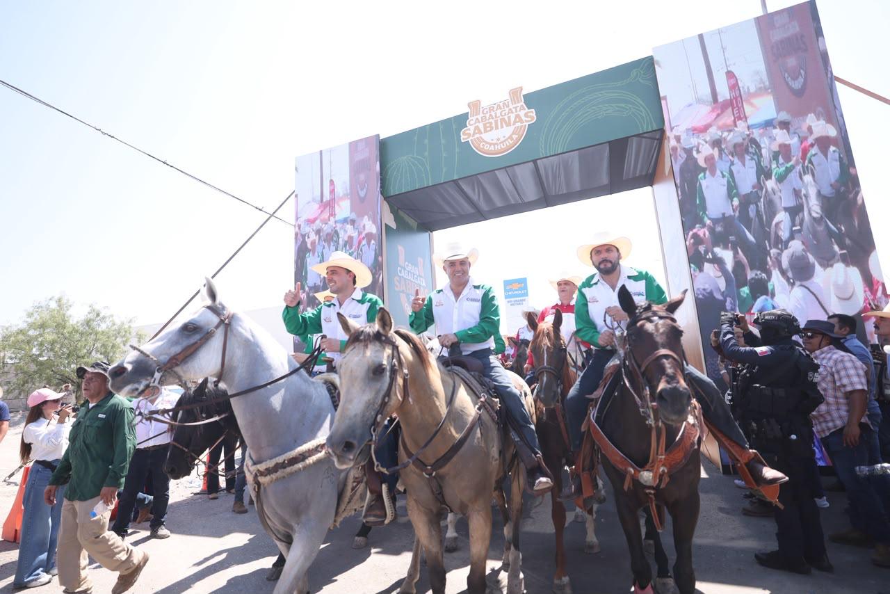 GRAN CABALGATA DE SABINAS, LA MEJOR DE MÉXICO: MANOLO
