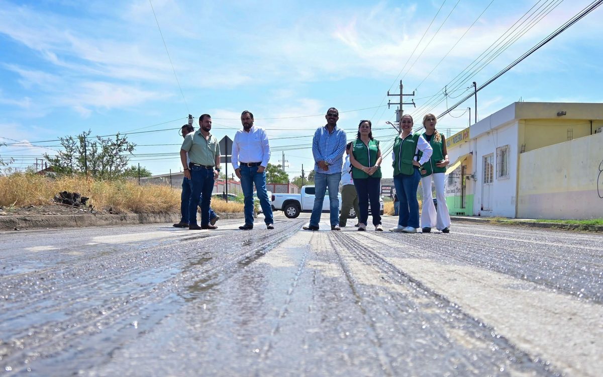 Recorre Villarreal colonias y revisa avances de obras